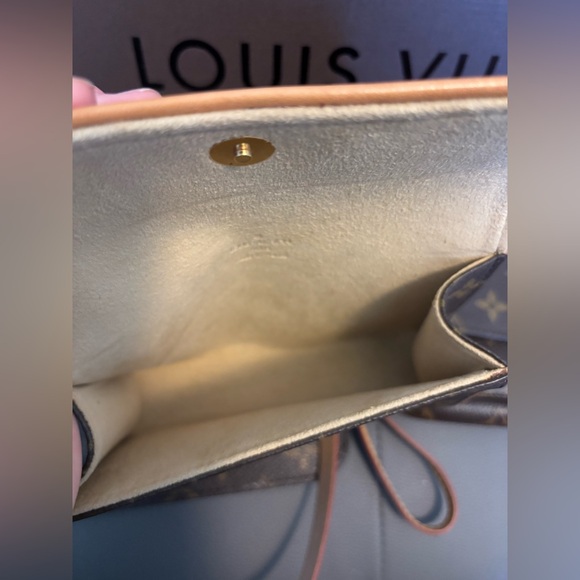 Louis Vuitton Monogram Pochette Florentine L Brown Waist Bag - Picture 3 of 10